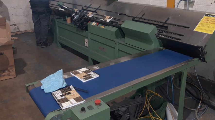 Binding machine for wire-o Rilecart B 596