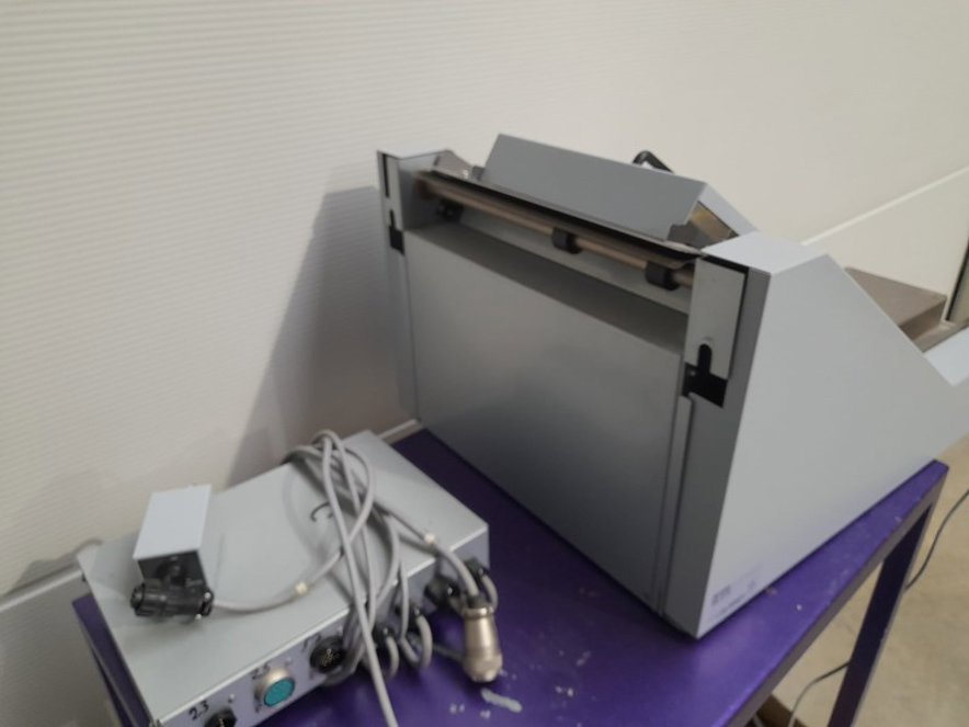 Book production -small volume Horizon HIF-400