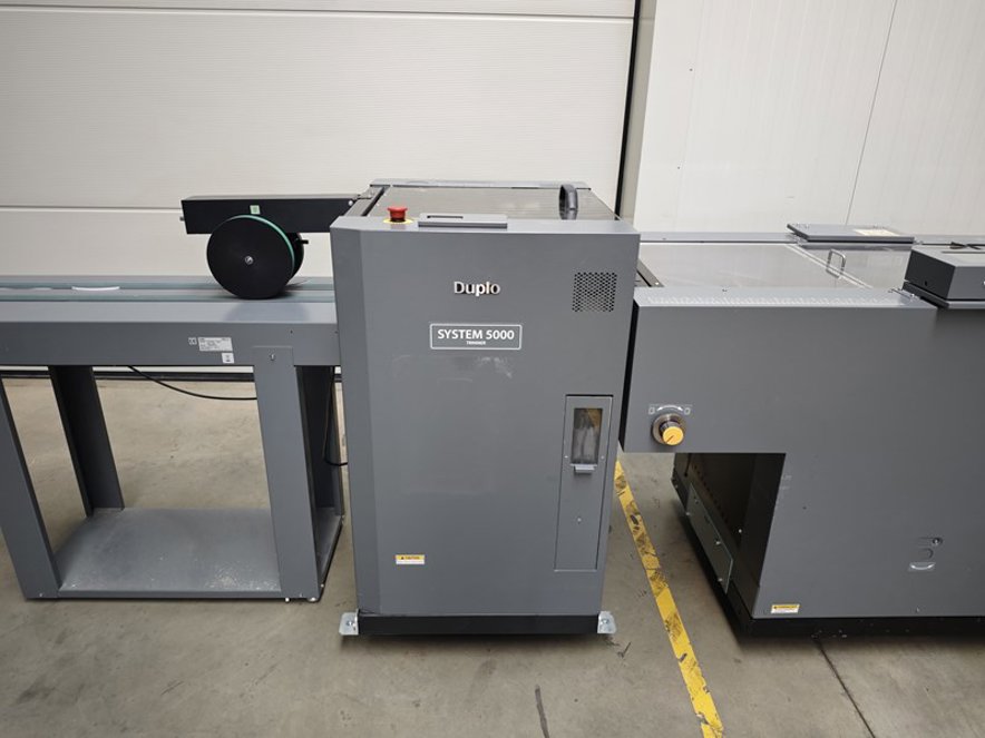 Booklet machines Duplo System 5000	