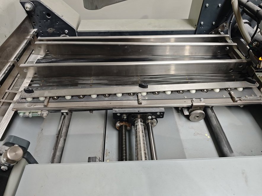 Buckle Folding Machine Horizon AFC-564/566