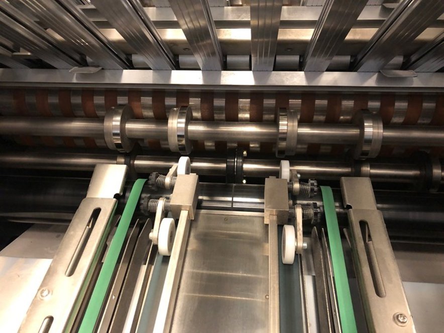 Buckle Folding Machine Horizon AFC-564/566