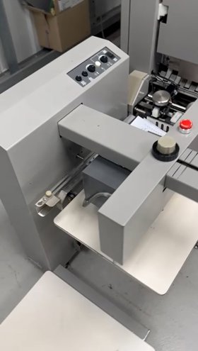 Collating and inserting lines Horizon VAC 100 A M C Towers with ST 20 Stacker
