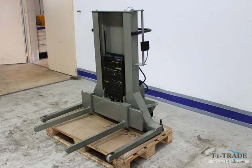 Cutting Machine Polar HL 600