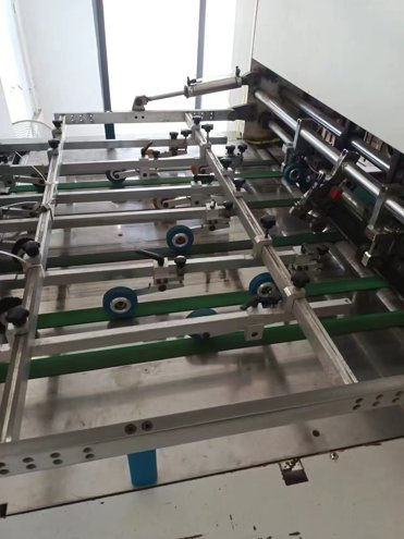 Die cutting AOER AEMQ1080