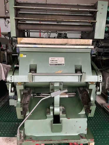 Die cutting AOER TYMK-1100