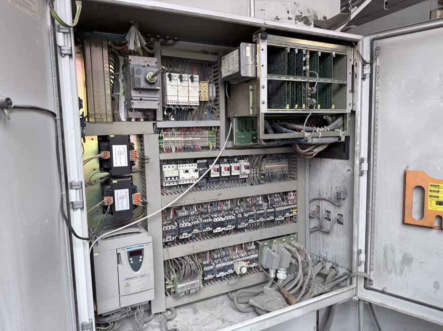 Die cutting Bobst SP 102 E