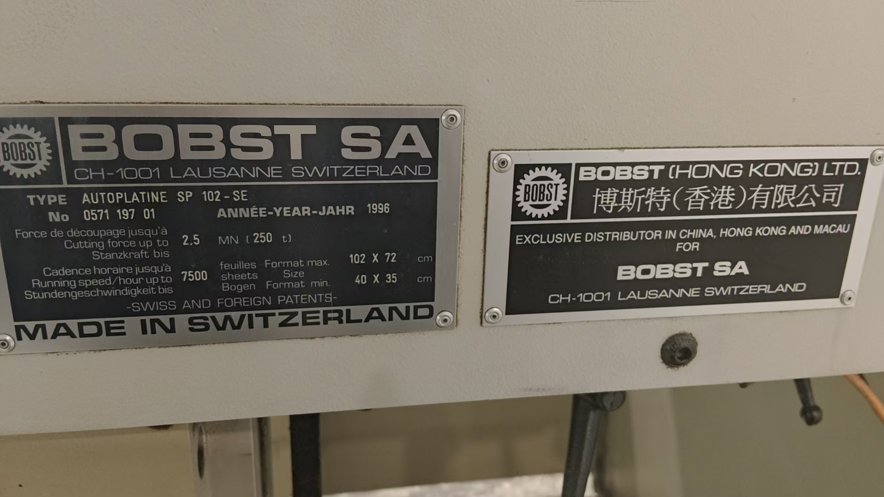 Die cutting Bobst SP 102-SE