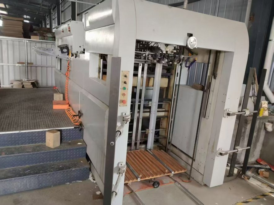 Die cutting DAYUAN  1060