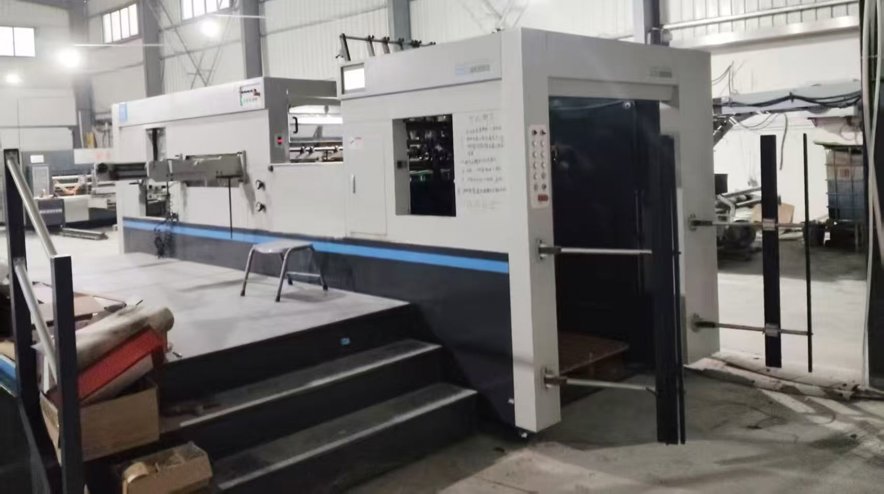 Die cutting DAYUAN MHC-1060R