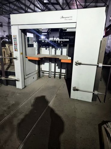 Die cutting DAYUAN MHC-1500EC