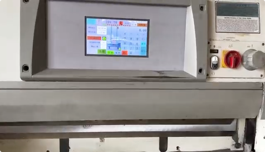 Die cutting Polar 115