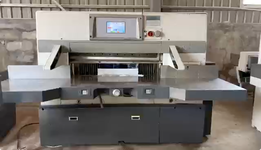 Die cutting Polar 115