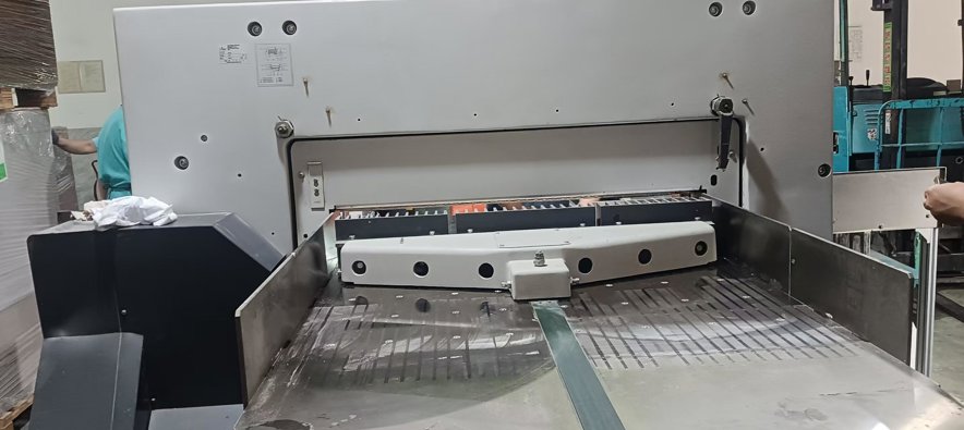 Die cutting Polar 115PF