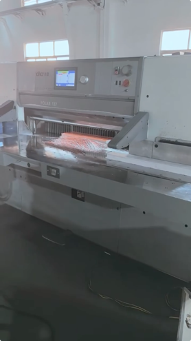 Die cutting Polar 137