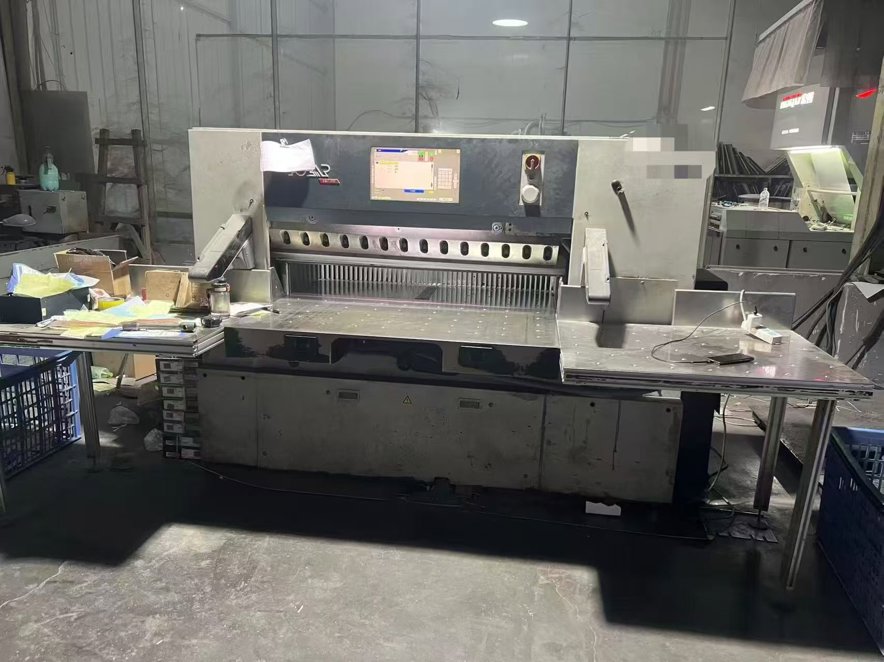 Die cutting Polar 137PF