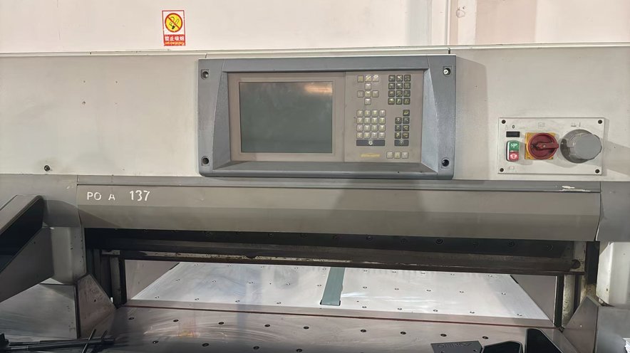 Die cutting Polar 137X