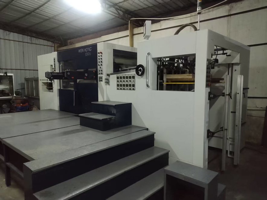 Die cutting WENHONG 1050 SS