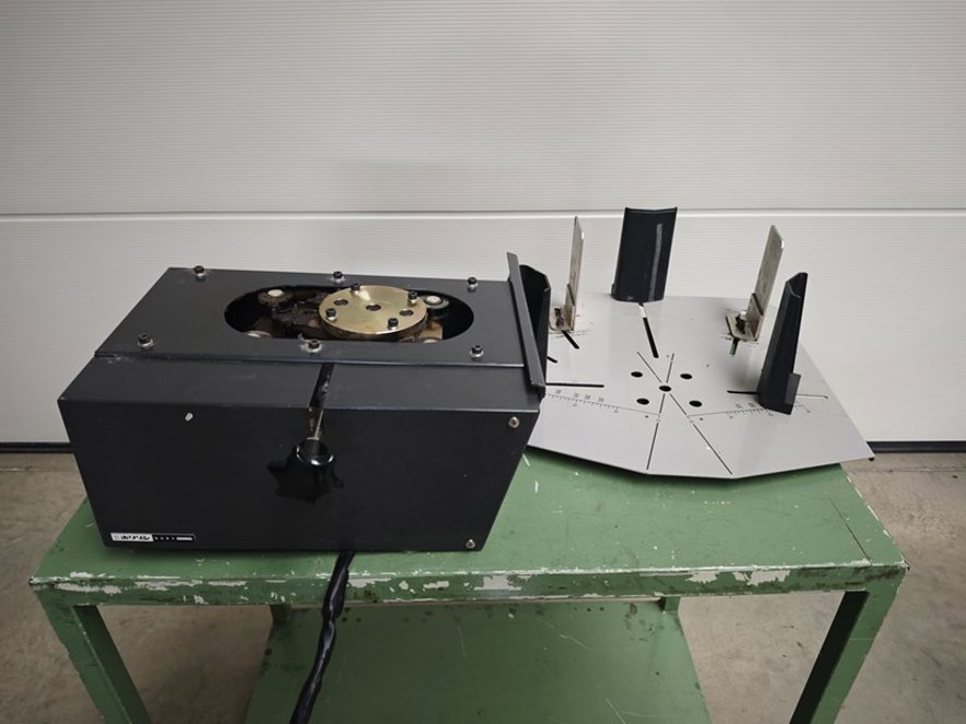 Gathering and collating Horizon CR-14