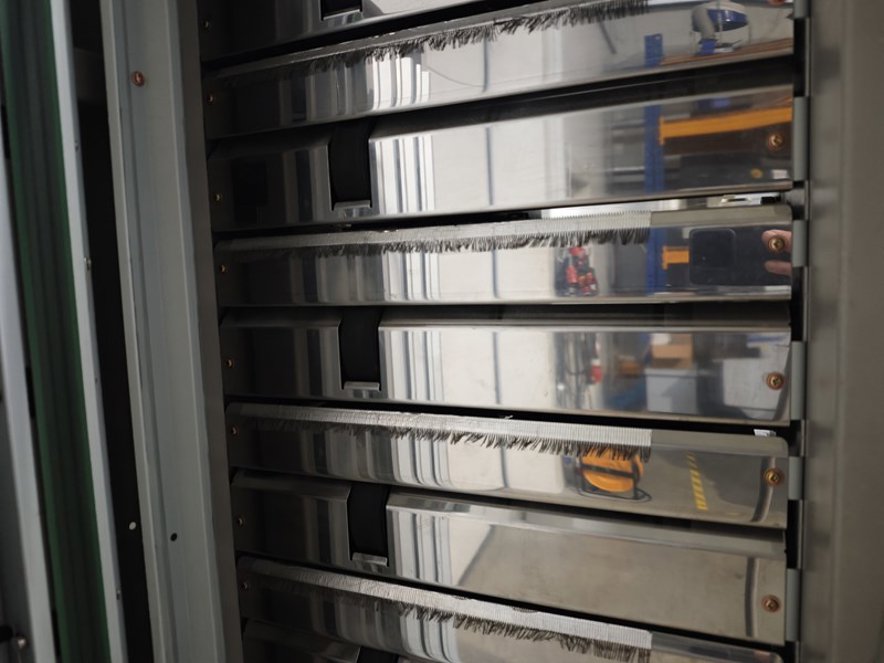 Gathering and collating Horizon VAC-100