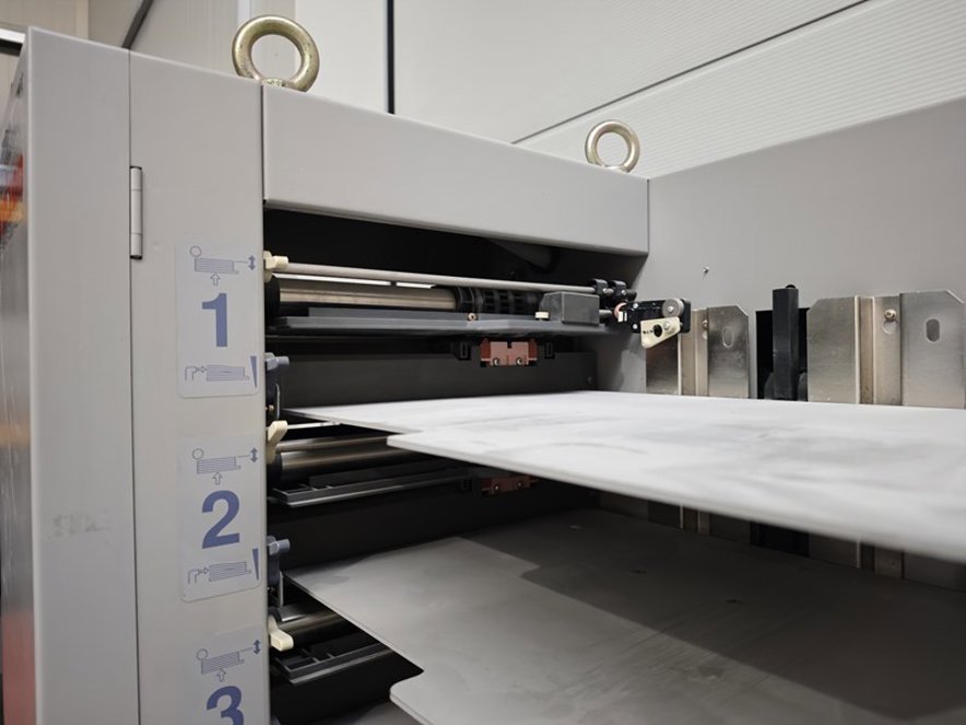 Gathering and collating Horizon VAC-100a