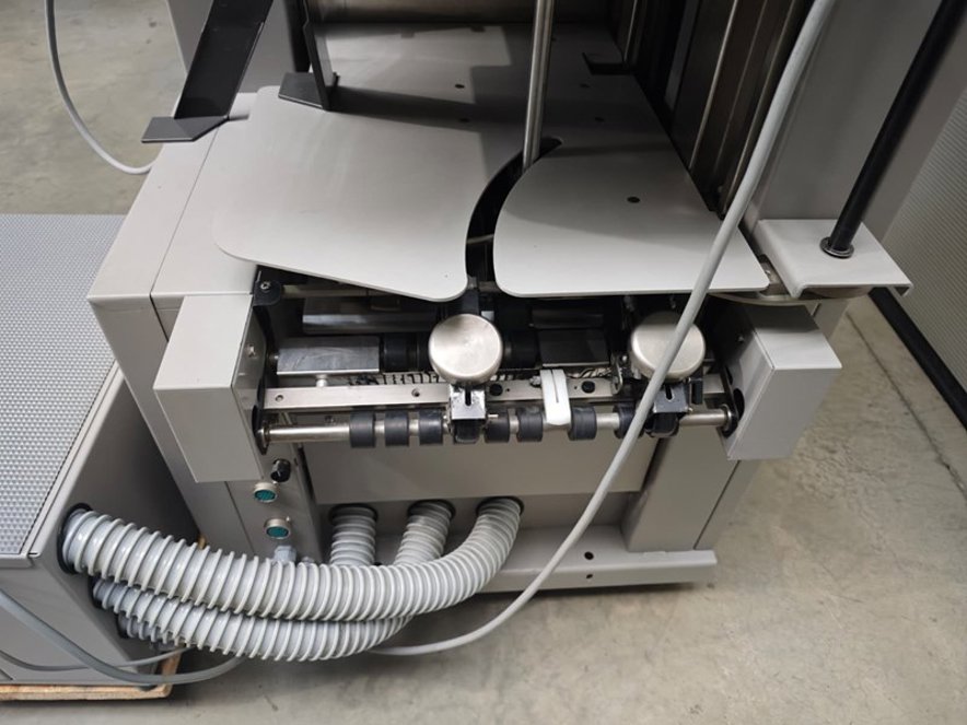 Gathering and collating Horizon VAC-60