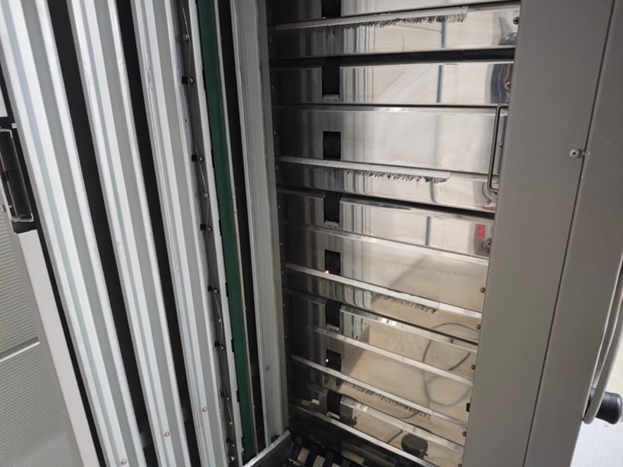 Gathering and collating Horizon VAC-60