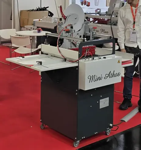 Gluing machine APR Solutions Mini Athos