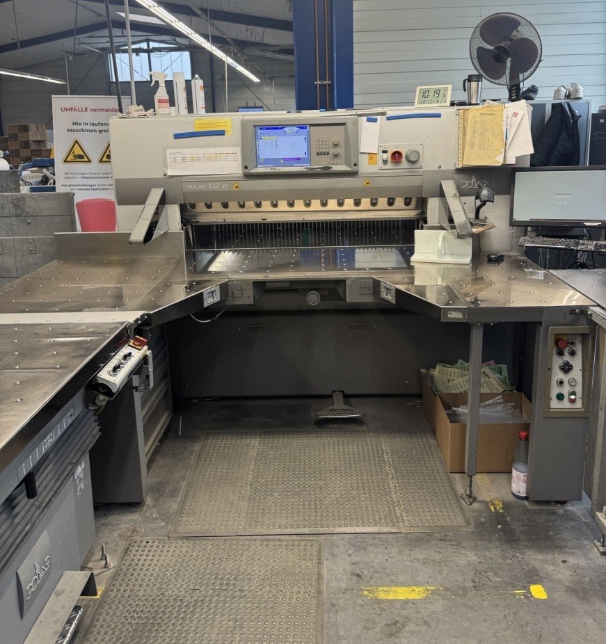 Guillotines Polar 137 XT