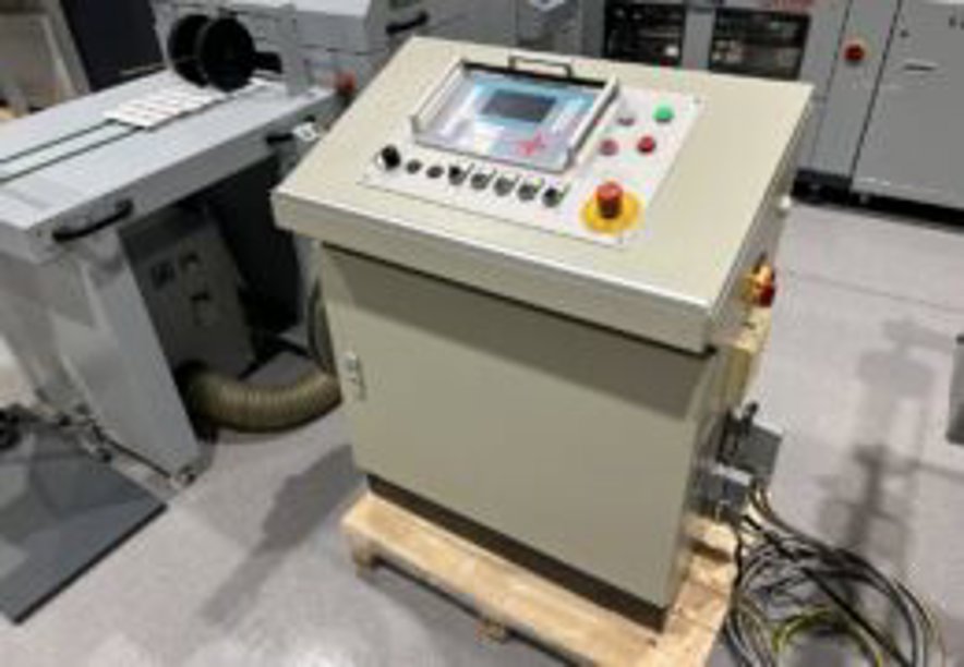 Guillotines Robust 800 roll-to-sheet formatting cutter