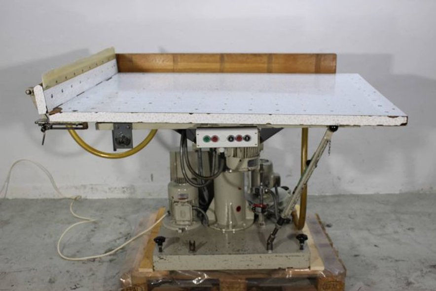 Joggers Schneider Senator  BR 115