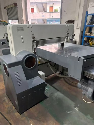 Paper/Sheet Cutting Machines DAI`S QZK1300MG10