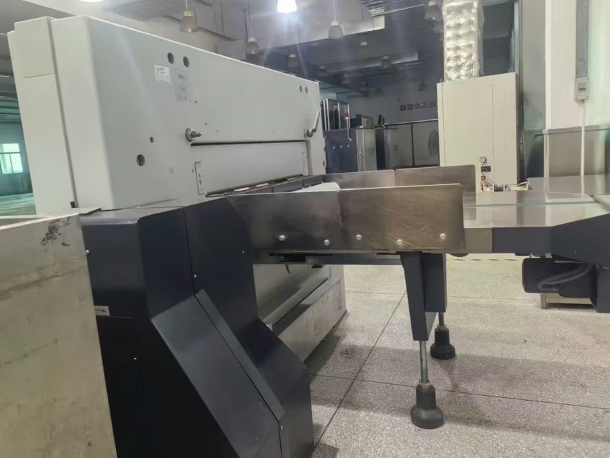 Paper/Sheet Cutting Machines Polar 115 PF