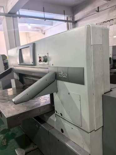 Paper/Sheet Cutting Machines Polar 137