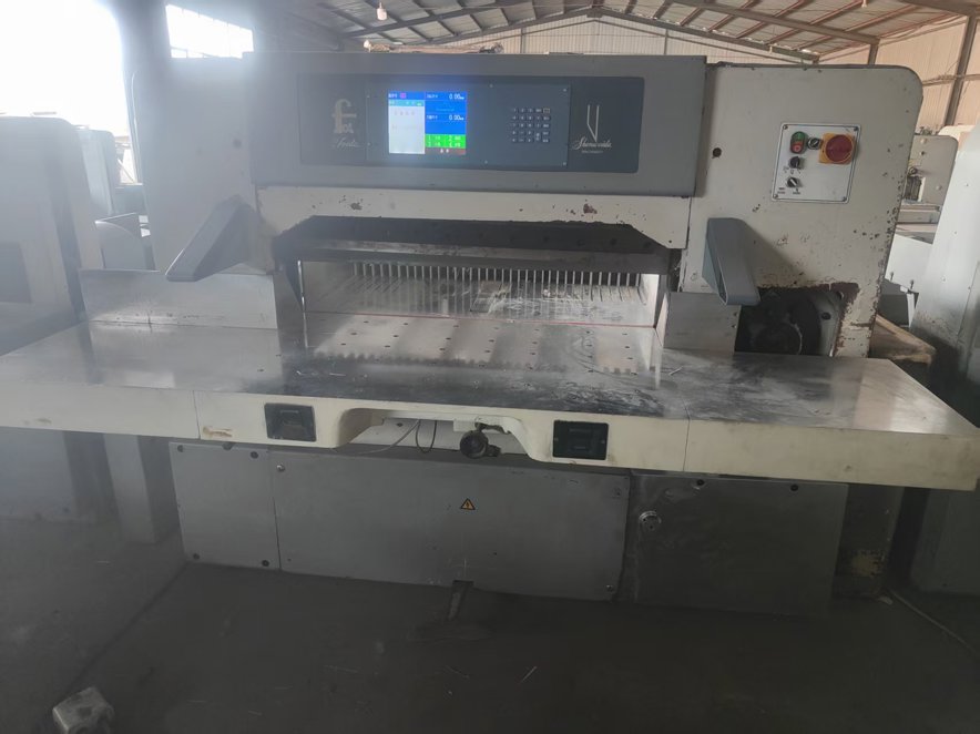 Paper/Sheet Cutting Machines Polar  SQZK 1150R