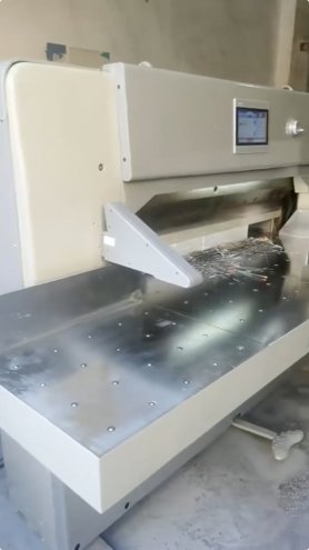 Paper/Sheet Cutting Machines SHENWEIDA 137