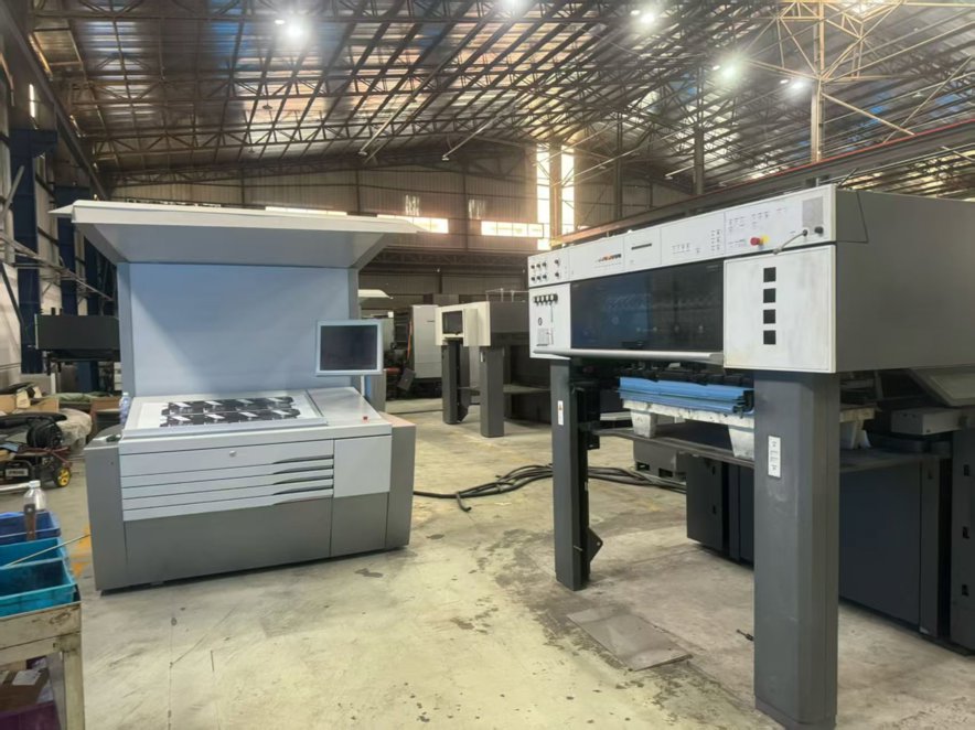 Sheet Fed / Offset Heidelberg CD102-7+L