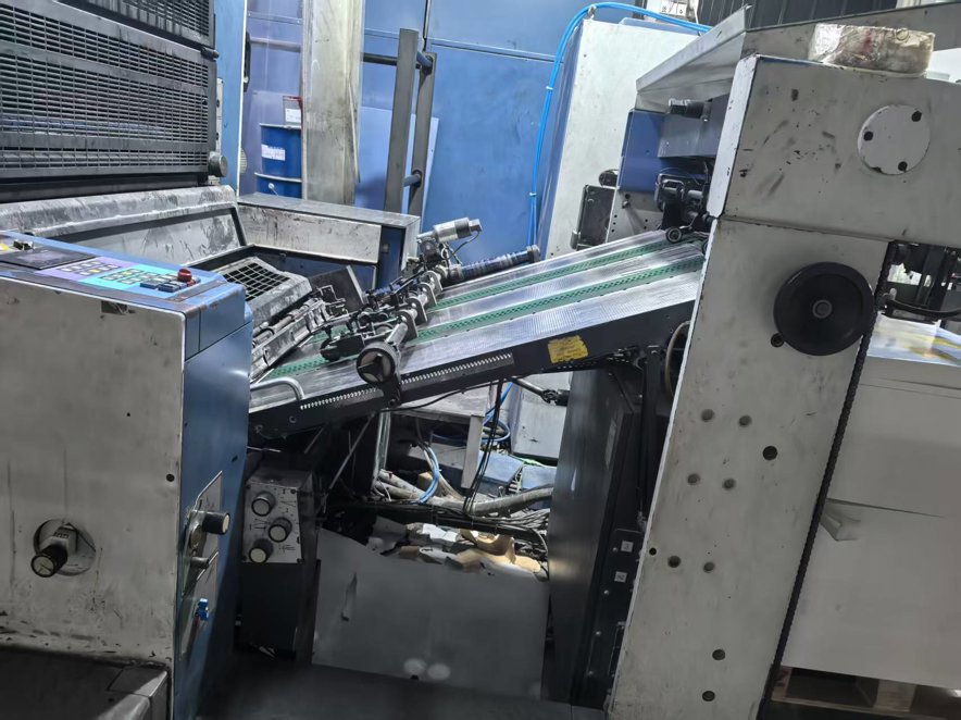 Sheet Fed / Offset KBA Planeta 105-5+L