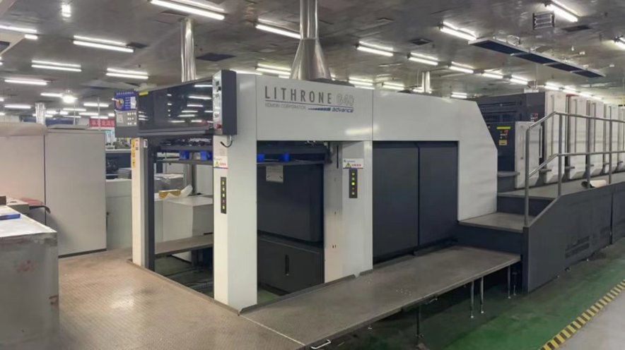 Sheet Fed / Offset Komori GL 640A+L