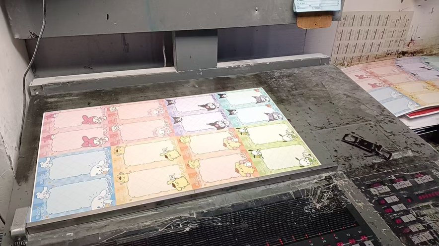 Sheet Fed / Offset Komori Lithrone L-528