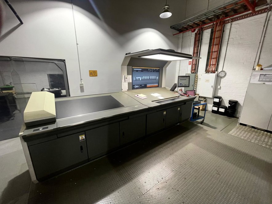 Sheet Fed / Offset Komori LS 840-P+CX Advanced LED-UV
