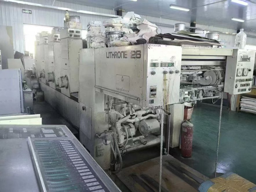 Sheet Fed / Offset Komori Lithrone L-426