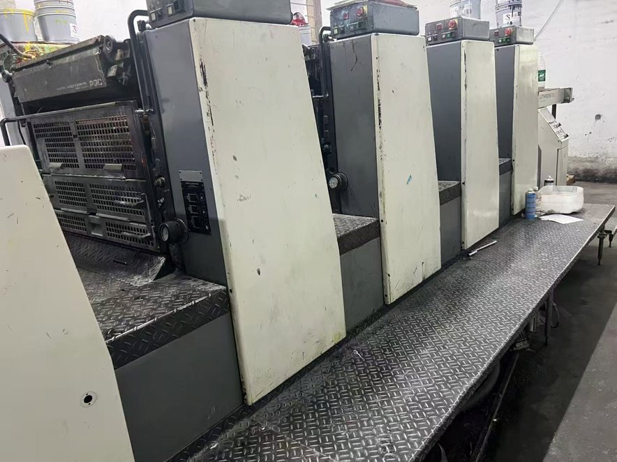 Sheet Fed / Offset Komori Lithrone L-428