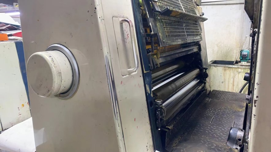 Sheet Fed / Offset Komori Lithrone L-428