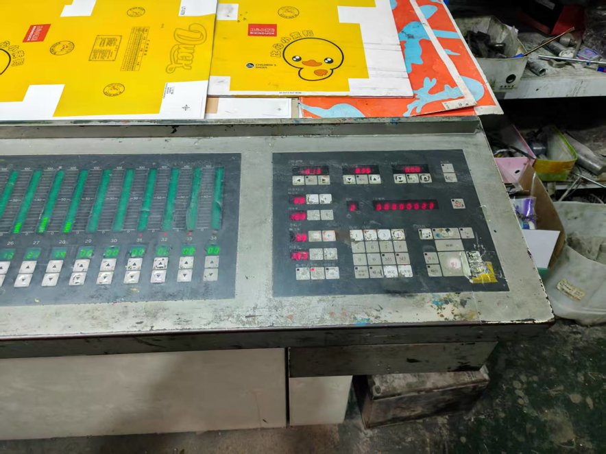 Sheet Fed / Offset Komori Lithrone L-440