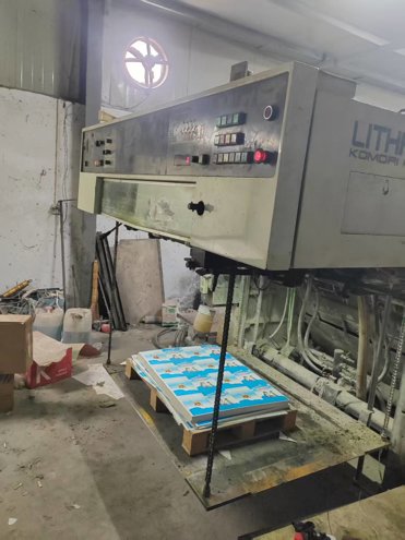 Sheet Fed / Offset Komori Lithrone L-440
