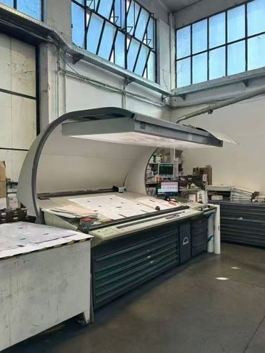 Sheet Fed / Offset Manroland 905+L