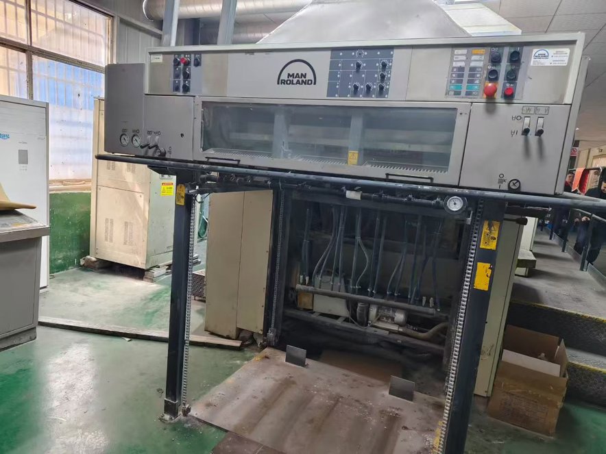 Sheet Fed / Offset Manroland R 704 3B