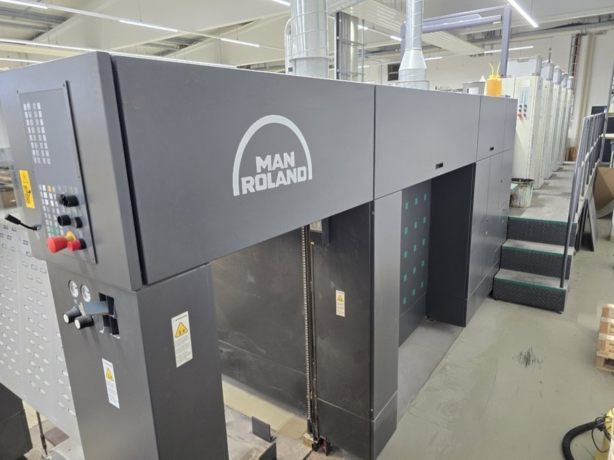 Sheet Fed / Offset Manroland R 704 + LV
