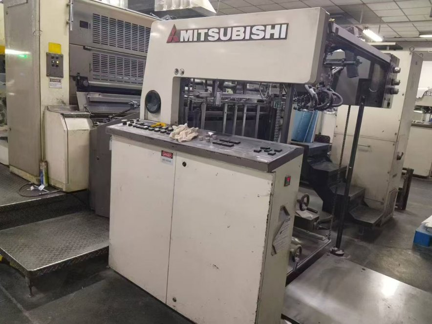 Sheet Fed / Offset Mitsubishi D3000-5+L