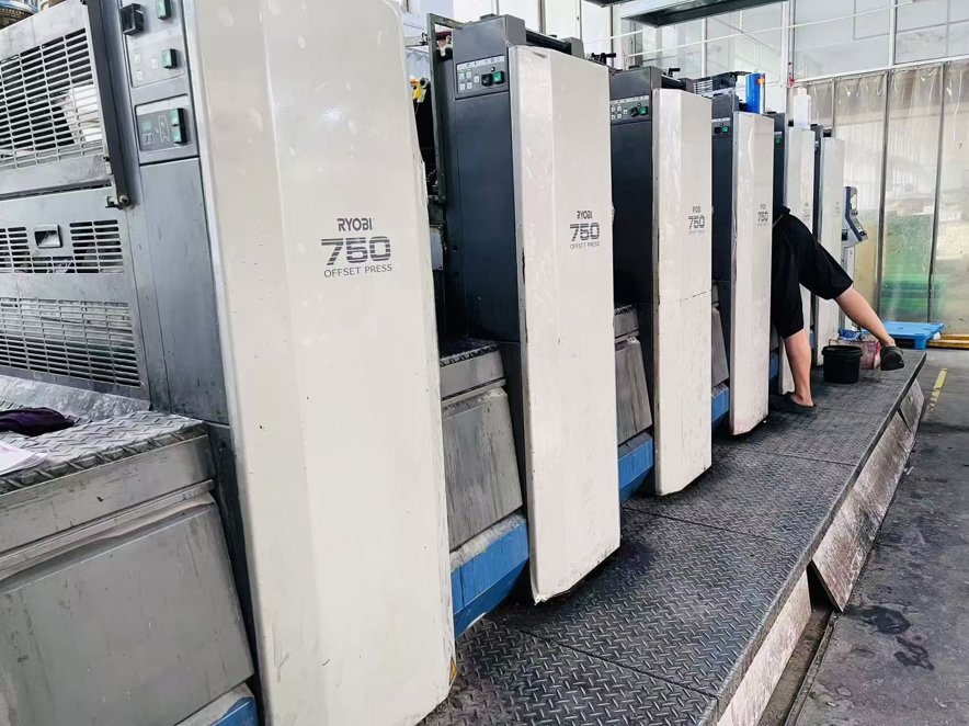 Sheet Fed / Offset Ryobi 755+L